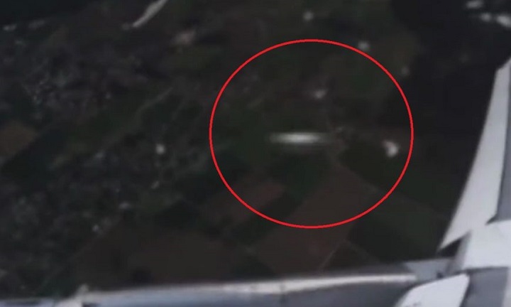 Cestující Singapore Airlines natočil UFO