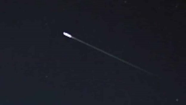 UFO natočeno nad Lock Haven v Pensylvánii 6. května 2021