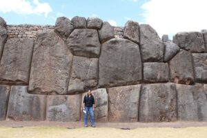 Stěny v Saksaywamanu