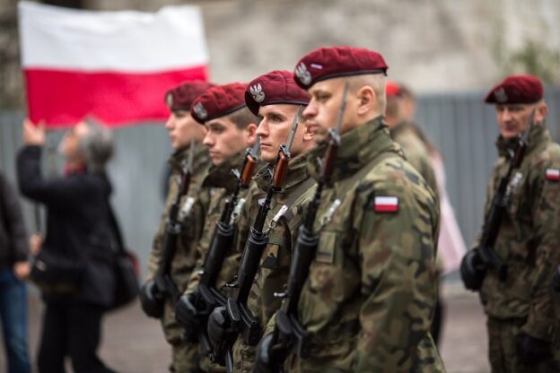 Unikl tajný plán Polska vyslat na Ukrajinu 10 000 vojáků