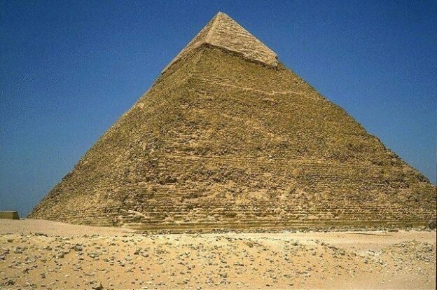 Podivná fakta o pyramidě v Gíze