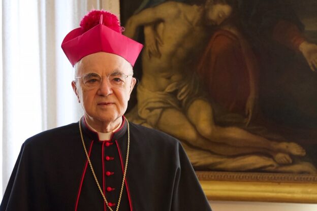 Arcibiskup Viganò: Globalismus je satanistickou přípravou na vzestup Antikrista