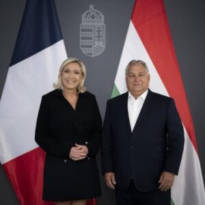 Orbán a Le Pen