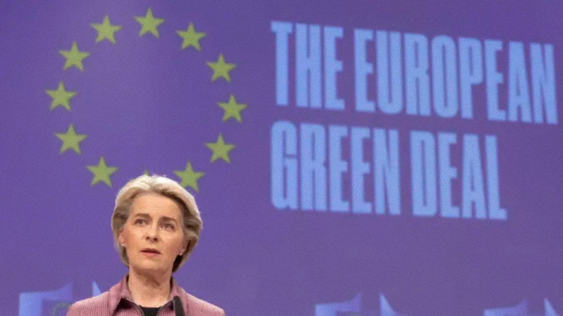 EU byla kvůli protestům zemědělců nucena zrušit klíčové prvky Zelené agendy