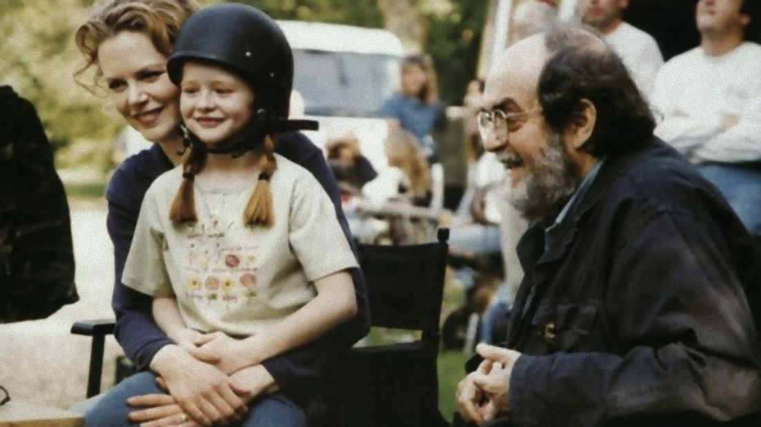 Kameraman filmu „Spalující touha“: Warner Bros. po Kubrickově „srdečním infarktu“ zcela odstranil dějovou linii o elitním pedofilním kruhu